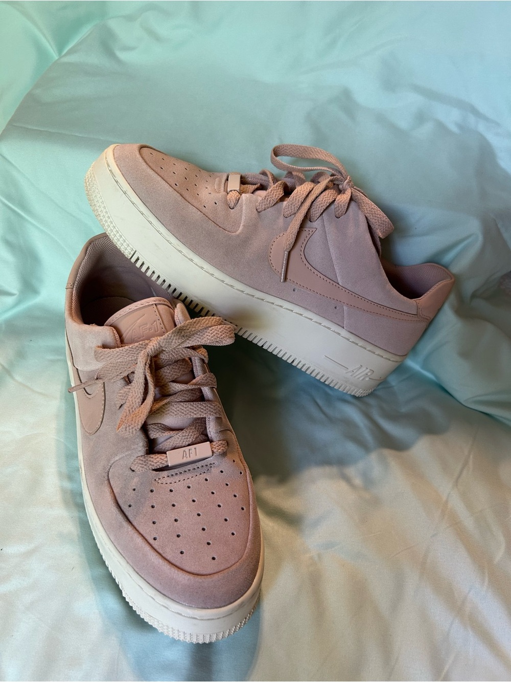 Women’s pink suede AF1 Nike